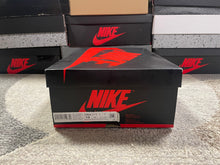Load image into Gallery viewer, Jordan 1 “University Blue”
