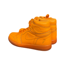 Load image into Gallery viewer, Jordan 1 “Gatorade Orange Peel”
