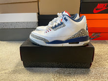 Load image into Gallery viewer, Jordan 3 “True Blue”
