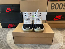 Load image into Gallery viewer, Jordan 11 “Concord”
