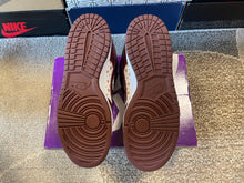 Load image into Gallery viewer, DS Nike SB Dunk Low “Supreme Barkroot Brown”
