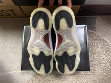 Load image into Gallery viewer, Jordan 11 Low “72-10”
