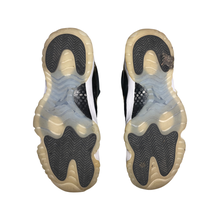 Load image into Gallery viewer, Jordan 11 Low “Baron”
