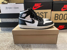 Load image into Gallery viewer, 2014 Jordan 1 “Black White”
