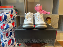 Load image into Gallery viewer, Jordan 3 “Mocha”
