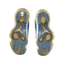 Load image into Gallery viewer, Jordan 11 Low “UNC”

