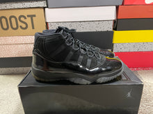 Load image into Gallery viewer, Jordan 11 “Cap and Gown”
