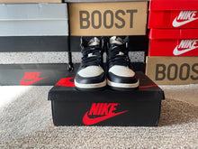 Load image into Gallery viewer, VNDS Jordan 1 “Mocha”
