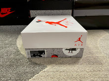 Load image into Gallery viewer, Jordan 4 “White Oreo”
