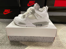 Load image into Gallery viewer, Jordan 4 “White Oreo”
