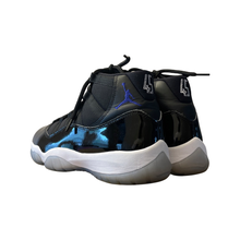 Load image into Gallery viewer, Jordan 11 “Space Jam”
