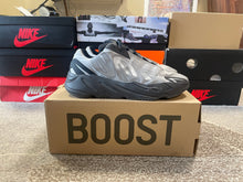 Load image into Gallery viewer, Yeezy 700 MNVN “Metallic”

