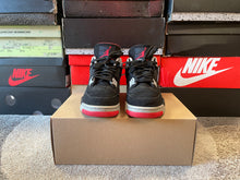 Load image into Gallery viewer, Jordan 4 “Bred”
