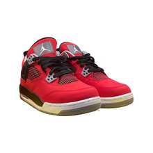 Load image into Gallery viewer, VNDS Jordan 4 “Toro”
