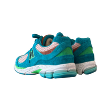 Load image into Gallery viewer, New Balance “Salehe Bembury”

