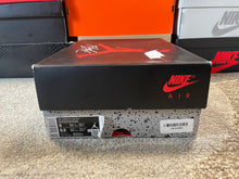 Load image into Gallery viewer, VNDS Jordan 4 “Fire Red”
