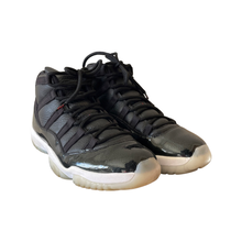Load image into Gallery viewer, Jordan 11 “72-10”
