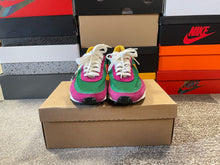 Load image into Gallery viewer, VNDS Nike Sacai “Pine Green”
