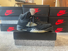 Load image into Gallery viewer, Jordan 5 “Black Metallic”
