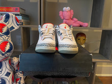Load image into Gallery viewer, Jordan 3 “True Blue”
