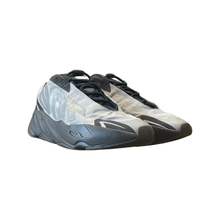 Load image into Gallery viewer, Yeezy 700 MNVN “Metallic”

