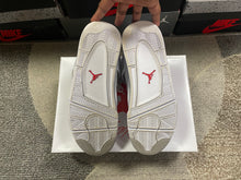 Load image into Gallery viewer, Jordan 4 “White Oreo”

