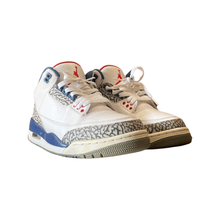 Load image into Gallery viewer, Jordan 3 “True Blue”
