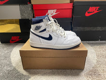 Load image into Gallery viewer, Jordan 1 “Metallic Navy”
