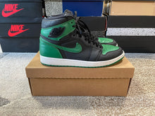 Load image into Gallery viewer, Jordan 1 “Pine Green”
