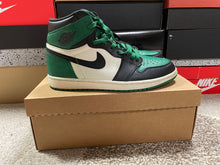 Load image into Gallery viewer, Jordan 1 “Pine Green”
