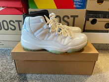 Load image into Gallery viewer, Jordan 11 “Legend Blue”
