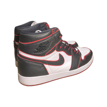 Load image into Gallery viewer, Jordan 1 “Bloodline”

