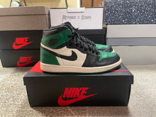 Load image into Gallery viewer, Jordan 1 “Pine Green”
