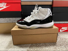 Load image into Gallery viewer, Jordan 11 “Concord”
