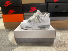 Load image into Gallery viewer, Jordan 4 “White Oreo”
